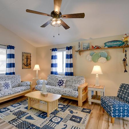 Ocean Isle Apartment With Balcony, 1 Mi To Beach! Ocean Isle Beach Exterior foto